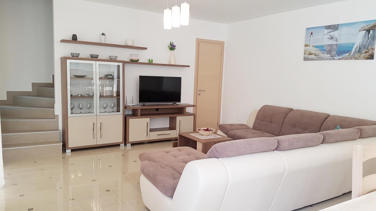 Villas Simag Banjole Luaran gambar