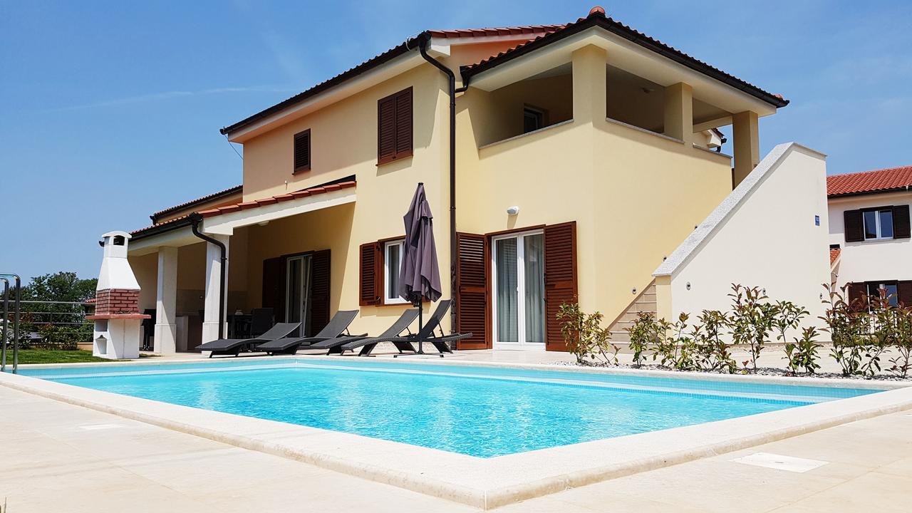 Villas Simag Banjole Luaran gambar