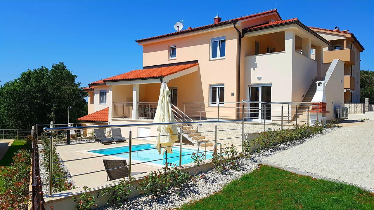 Villas Simag Banjole Luaran gambar